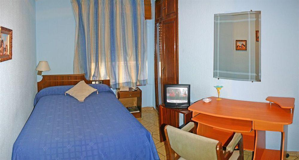 Hotel Residencia Gran Via Salamanca Kültér fotó